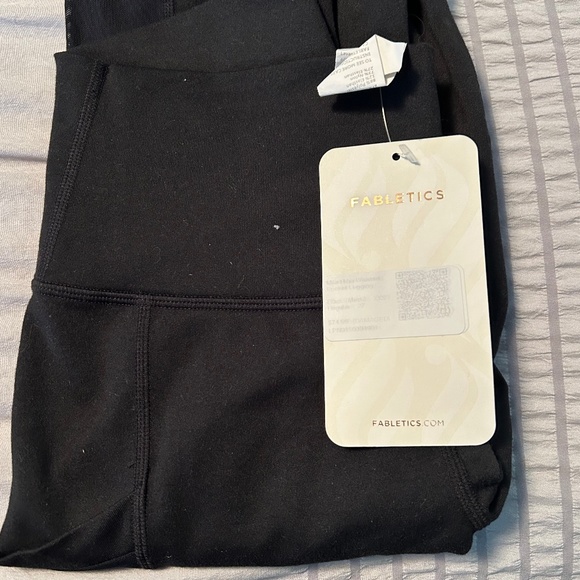 Fabletics Women’s Legging - Picture 1 of 1